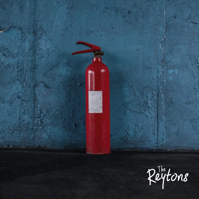The Reytons – Red Smoke