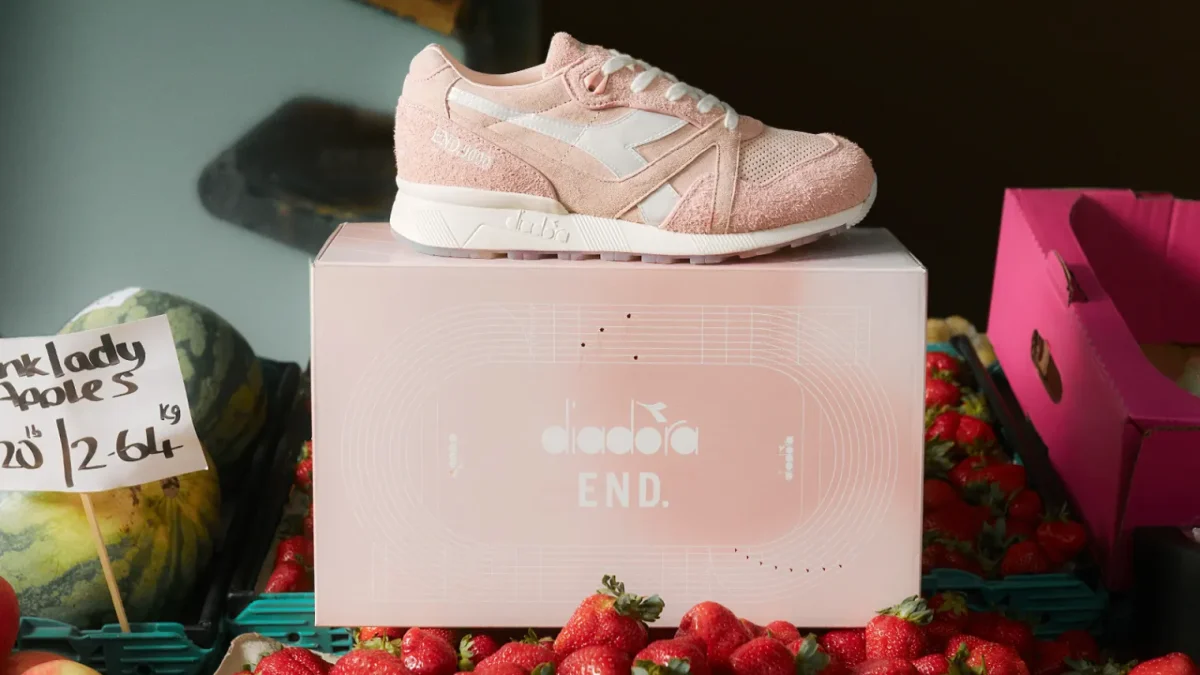 END. x Diadora N9000 „Strawberries & Cream“